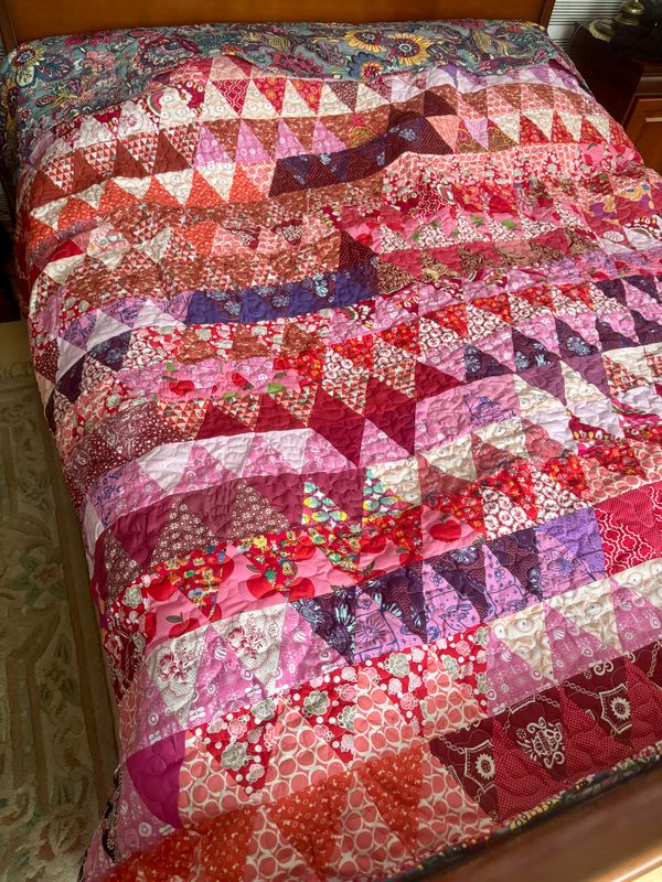 Narzuta patchworkowa Red Triangles 150x210 cm