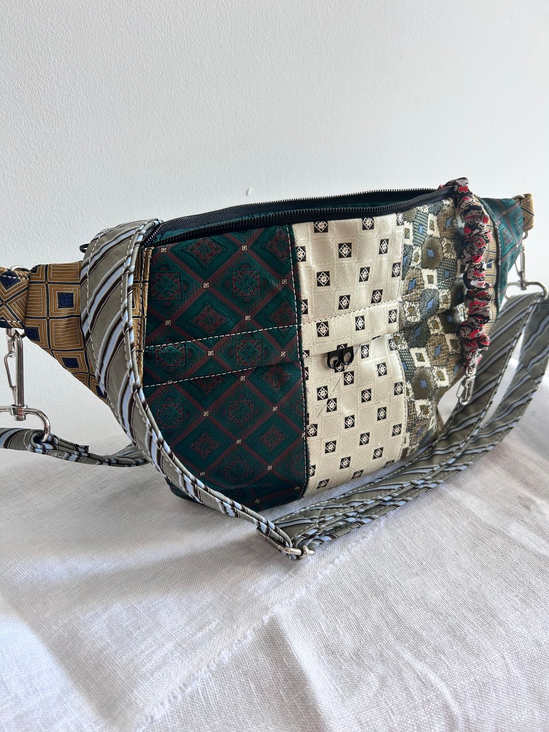 Nerka w kolorach zieleni i złota #1