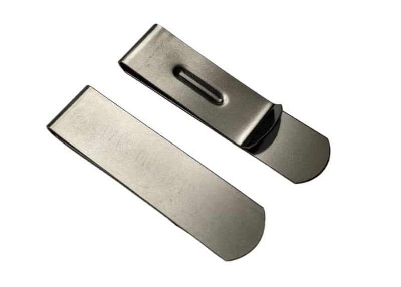 25 Metal Bolt Clips