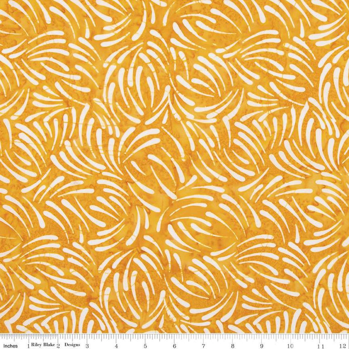 Riley Blake Designs Expressions Batiks That Summer Feelin&#39; BTHH1205 Honey