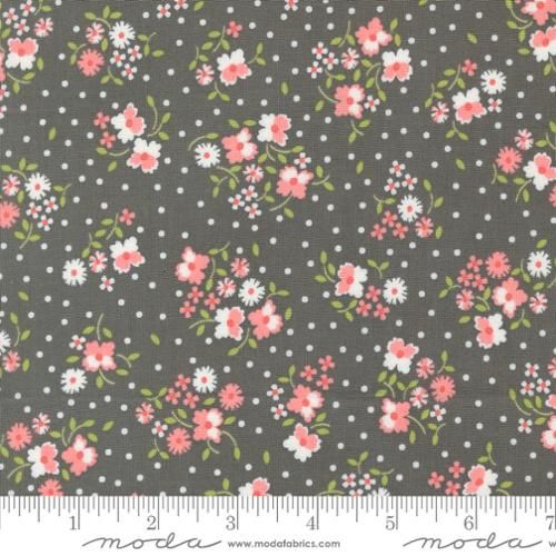Moda Fabrics Cali &amp; Co. 29190 24 Slate