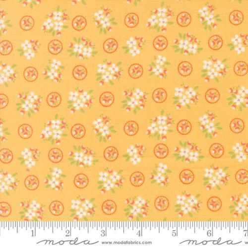 Moda Fabrics Cali &amp; Co. 29191 15 Goldenrod