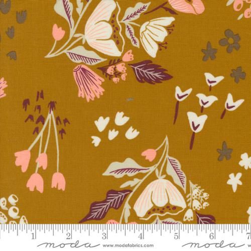 Moda Fabrics Folk &amp; Lore 45600 19 Caramel