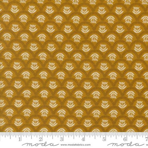 Moda Fabrics Folk &amp; Lore 45605 19 Caramel