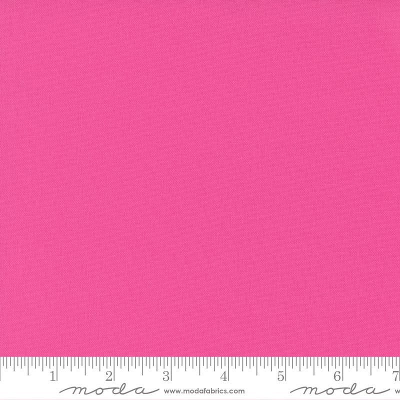 Moda Fabrics Bella Solids 9900 190 Fuschia