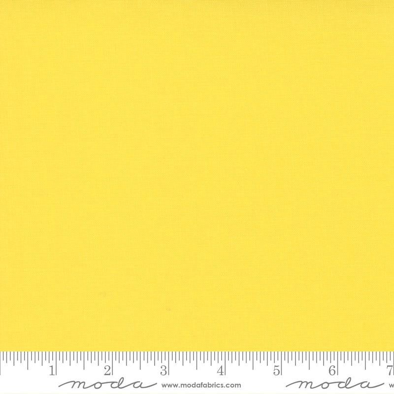 Moda Fabrics Bella Solids 9900 250 Daffodil
