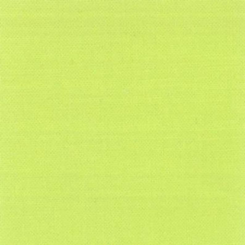 Moda Fabrics Bella Solids 9900 265 Key Lime