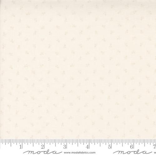 Moda Fabrics Itty Bitty Background Gatherings 49282 15 Porcelain
