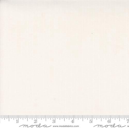 Moda Fabrics Itty Bitty Background Gatherings 49284 11 White on White