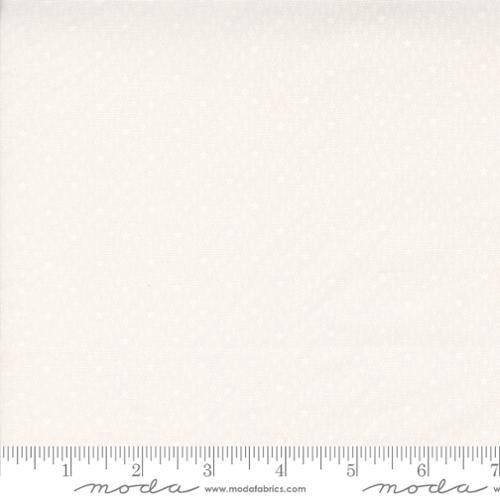 Moda Fabrics Itty Bitty Background Gatherings 49287 11 White on White