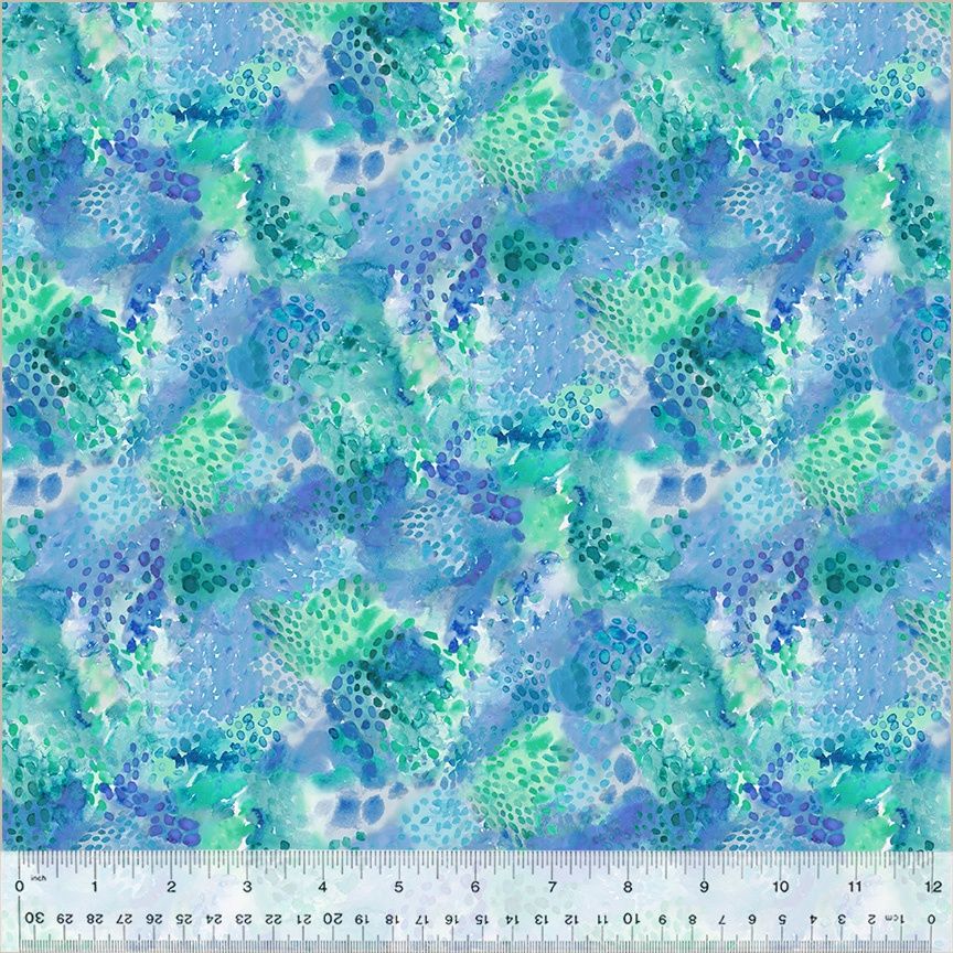 Windham Fabrics A Hummingbird&#39;s Charm 54183-4 Hydrangea