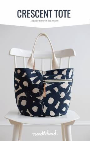 Crescent Tote Pattern AG-545