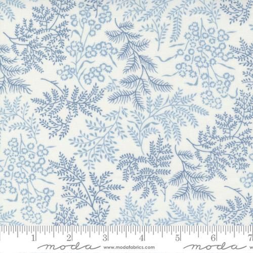 Moda Fabrics Nantucket Summer 55261 34 Cream Blue