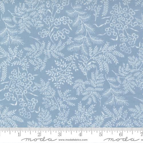 Moda Fabrics Nantucket Summer  55261 24 Light Blue
