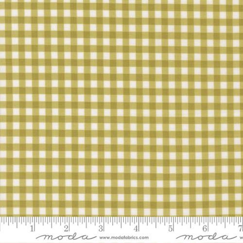 Moda Fabrics Lucky  55707 16 Grass