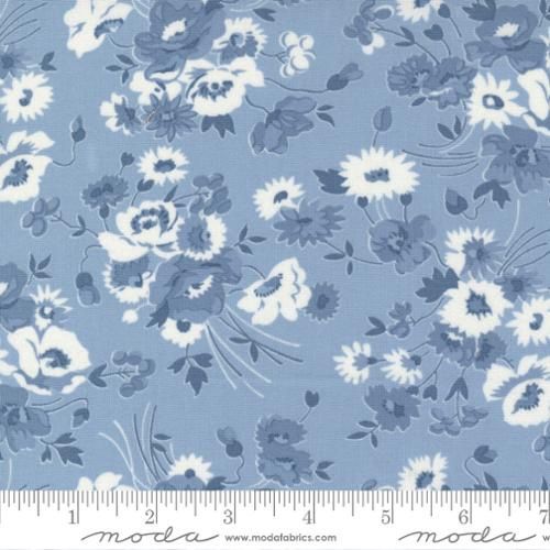 Moda Fabrics Nantucket Summer 55260 24 Light Blue Online