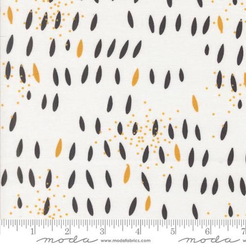 Moda Fabrics Simply Cozy 1893 11 White Online