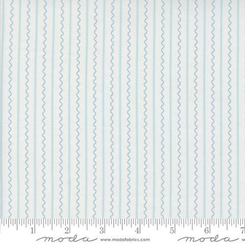 Moda Fabrics Mixed Bag of Bonbons 18257 11 White Blue Online