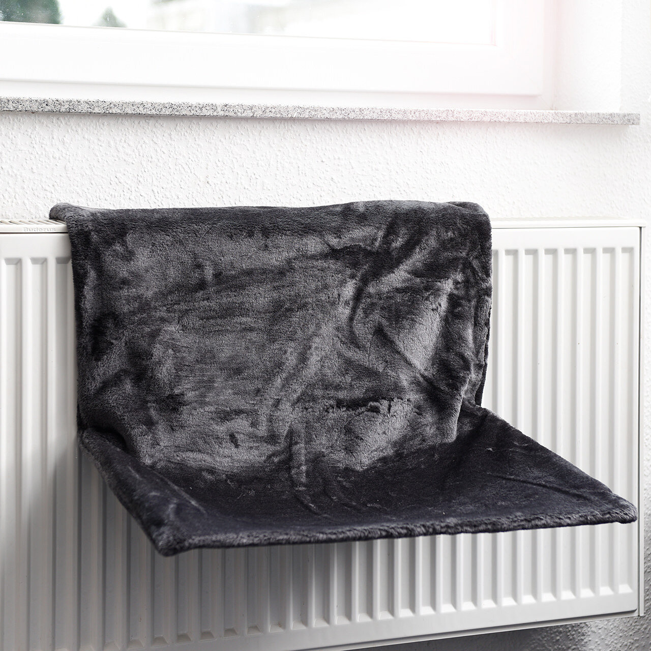 Heizkörper Liegemulde für Grosse Katzen ·  Anthrazit · Dunkelgrau · verstellbar · 60 x 40 x 30 cm
