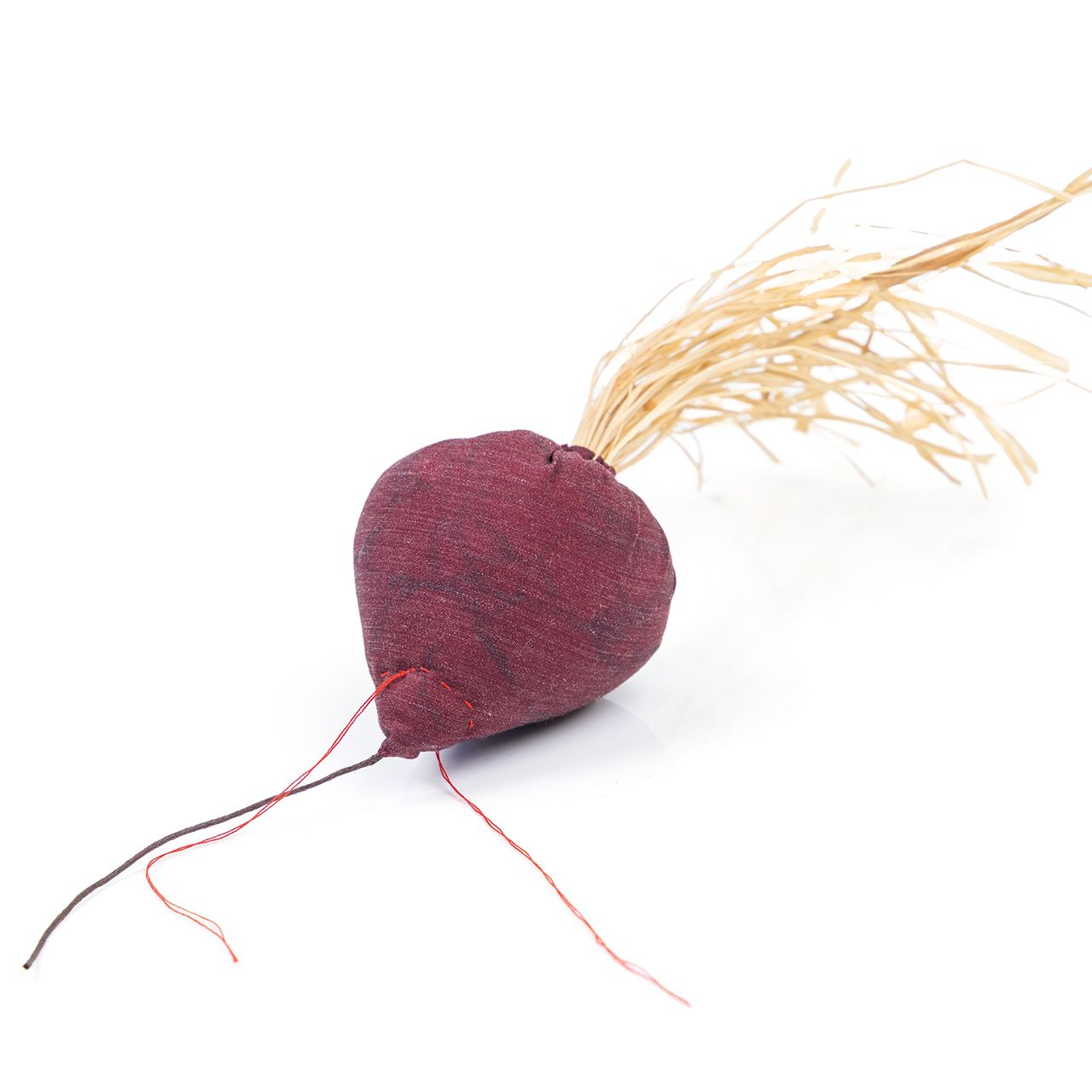 Katzenspielzeug mit Katzenminze · Rote Beete · handgefertigtes Spielkissen