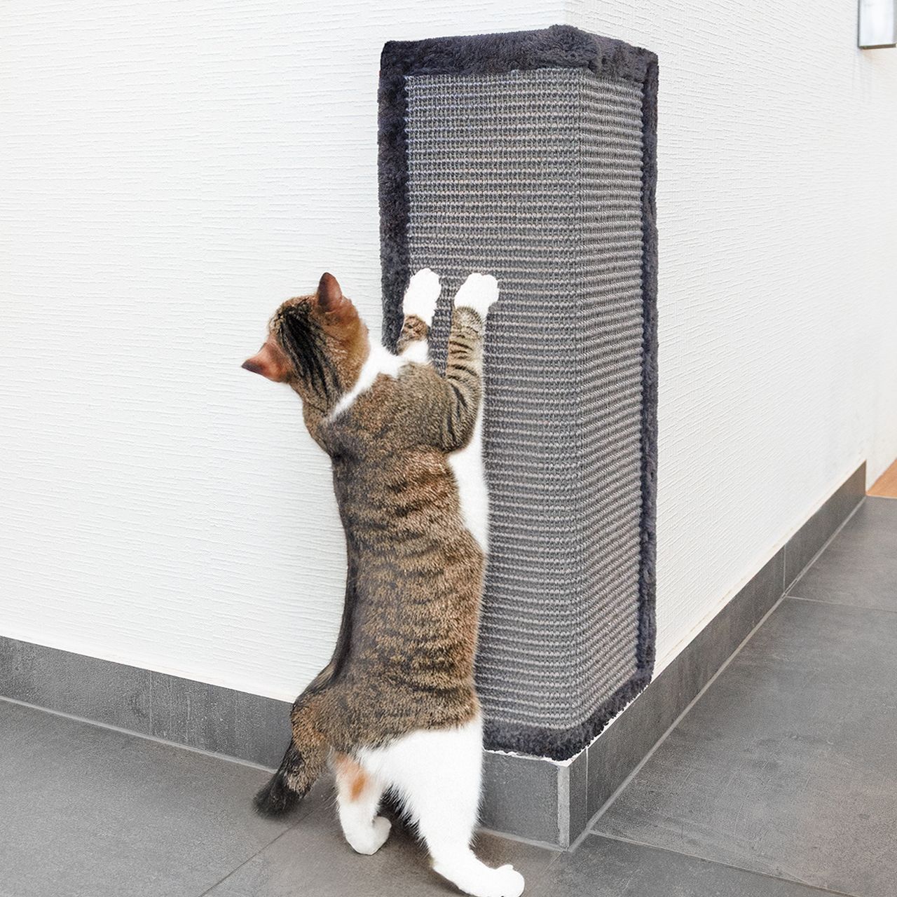Kratzbrett für Wand &amp; Ecke – Scratch Corner · anthrazit · 30 x 57 x 3 cm