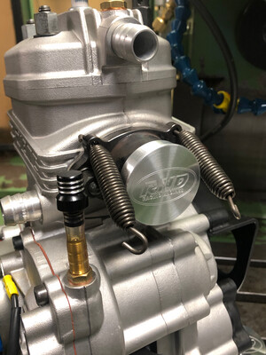 Exhaust cap for IAME engines