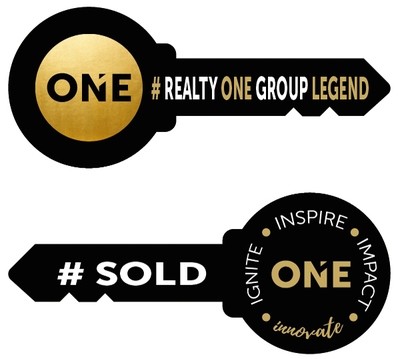 Black Realty One Group Key Sign