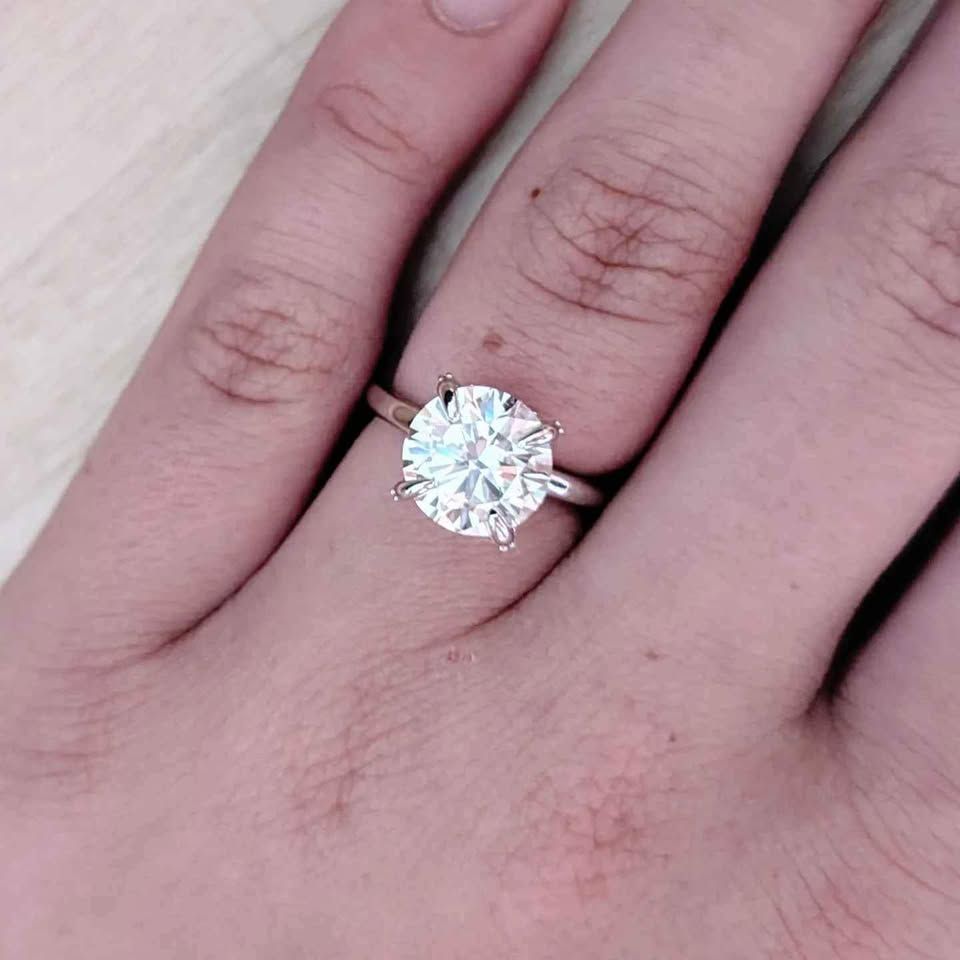 3.65 ct F, VS2 Ideal Cut Round Diamond Solitaire Engagement Ring Sz 6