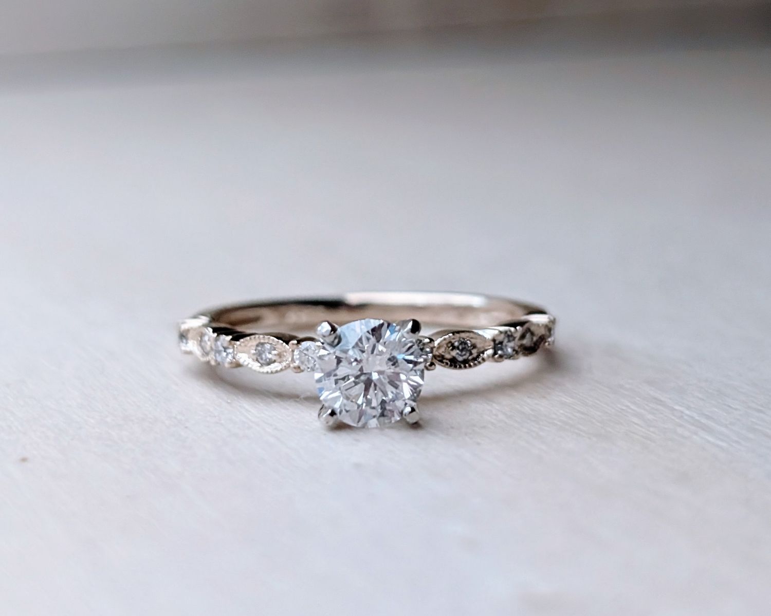Shane Co GIA Certified Natural Diamond Ring in 14k Yellow Gold Size 6