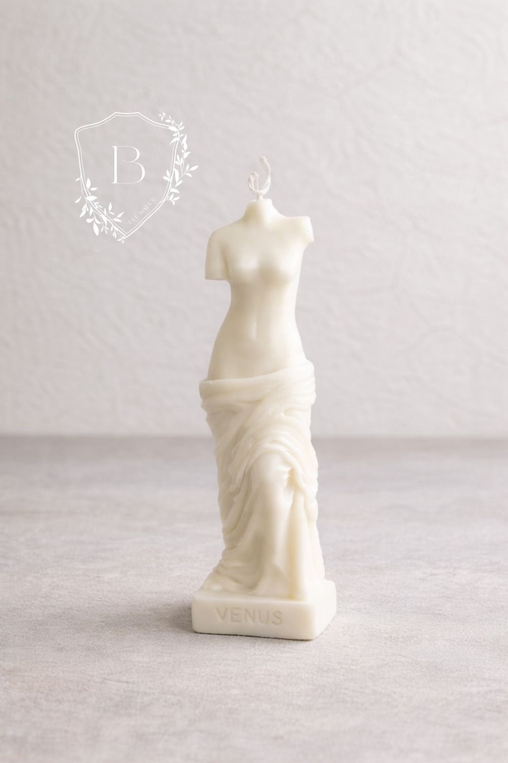 Sojavahast disainküünal Bellezza – Veenuse kujuline küünal