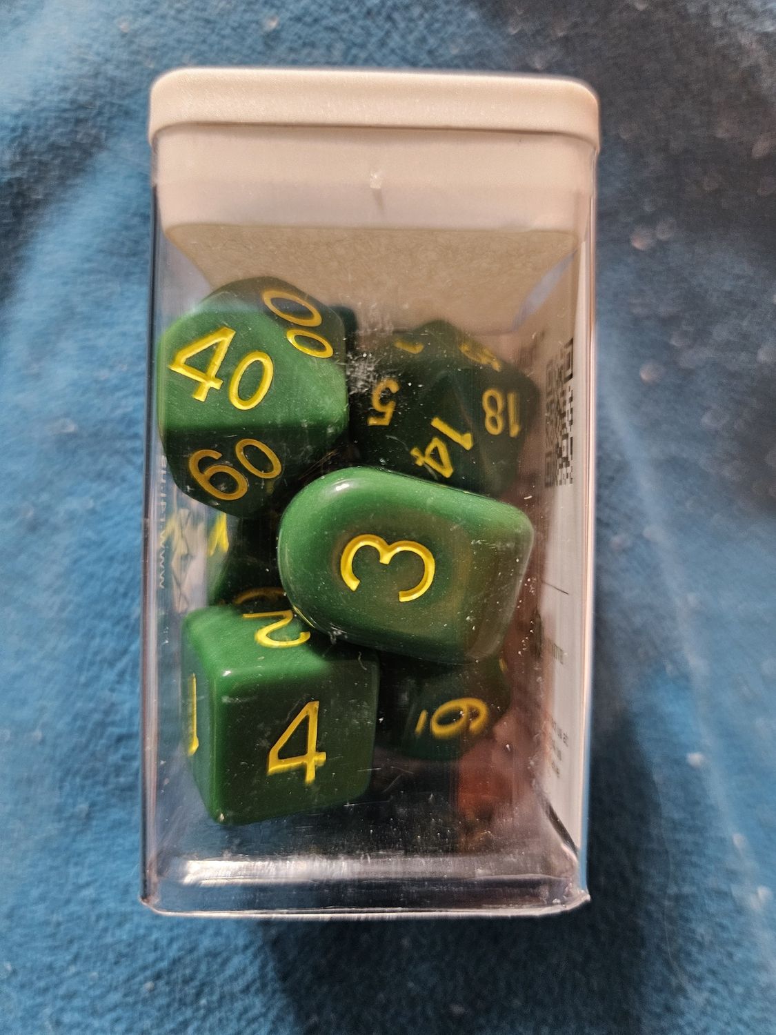 Opaque Dark Green w yellow numbers 7d set