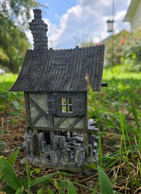 Painted Ruined Home 2