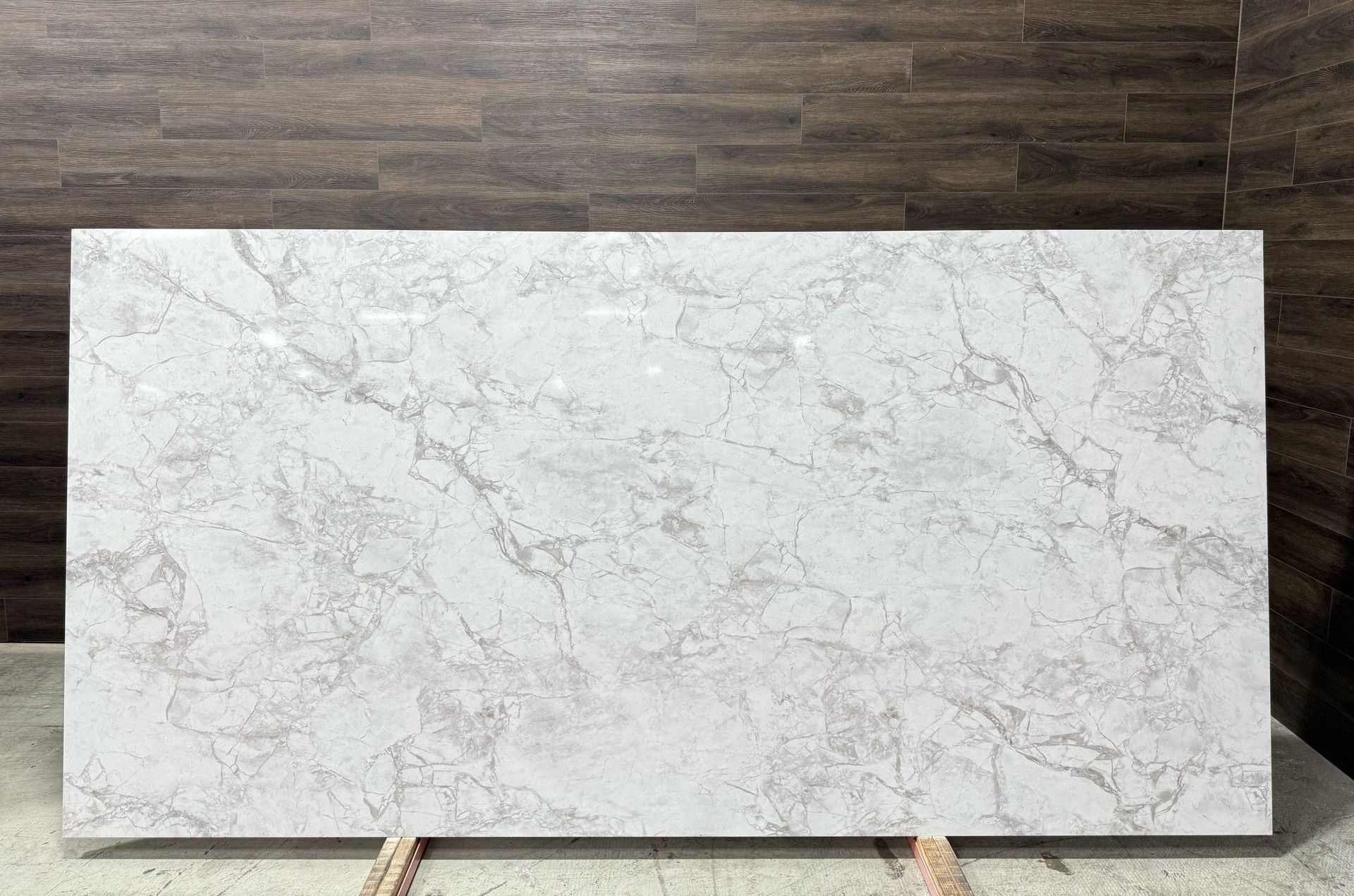 Bella Luna Luxury Quartz