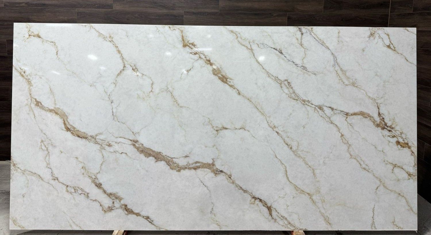 Casablanca Luxury Quartz