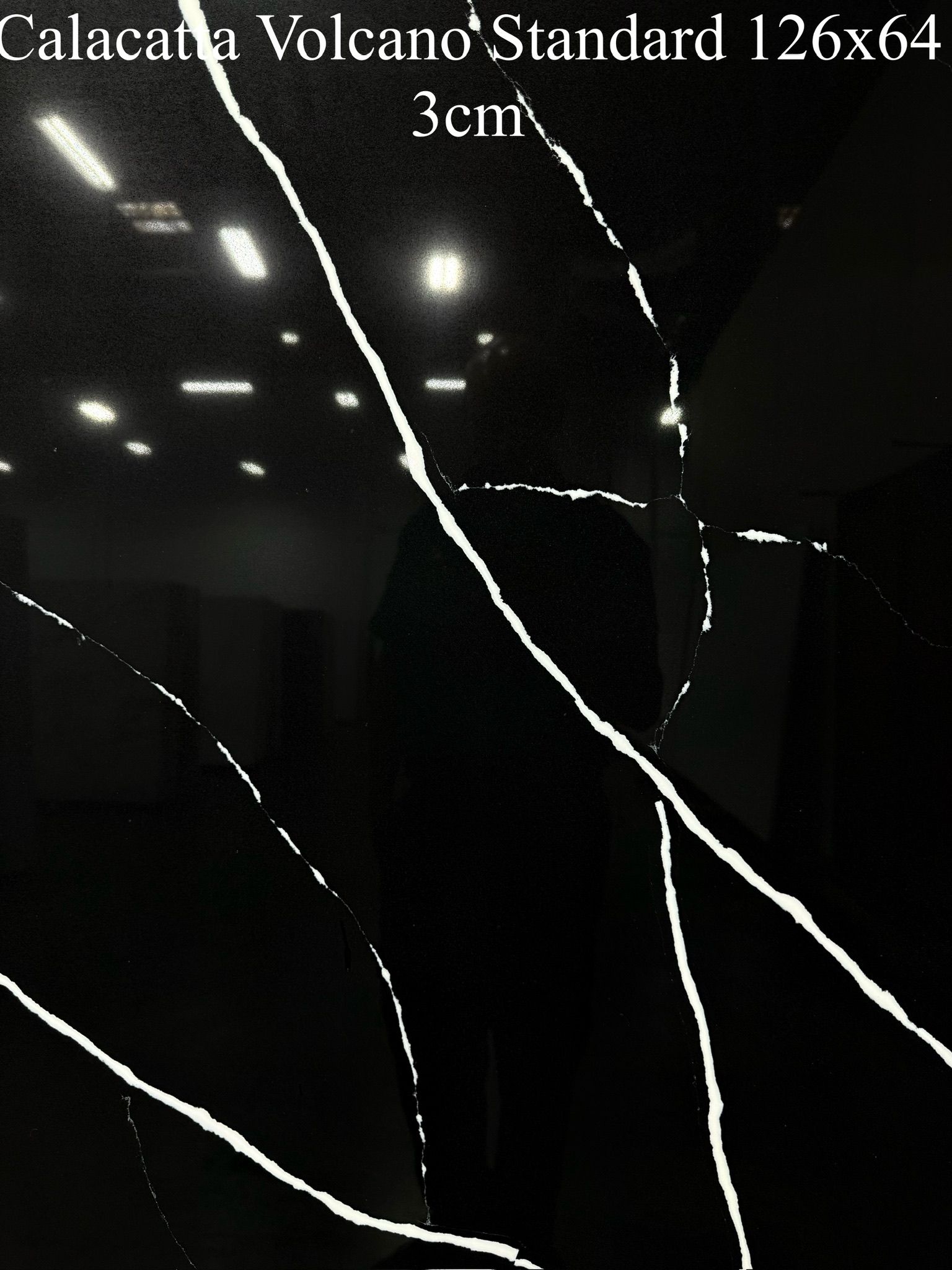 Calacatta Volcano SUPER JUMBO