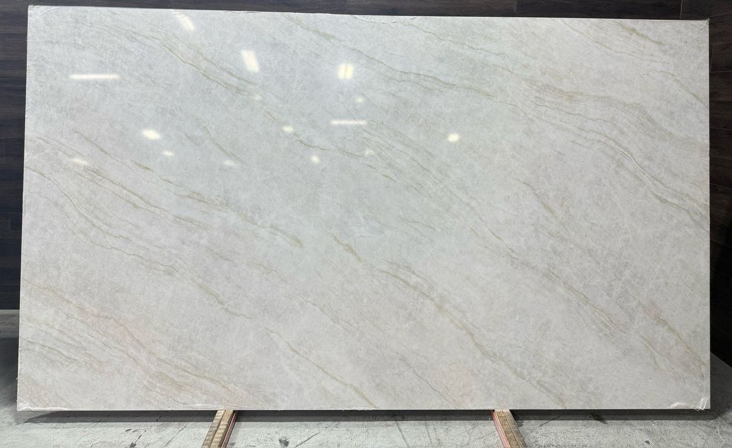 Taj Mahal Light Luxury Quartz Super Jumbo