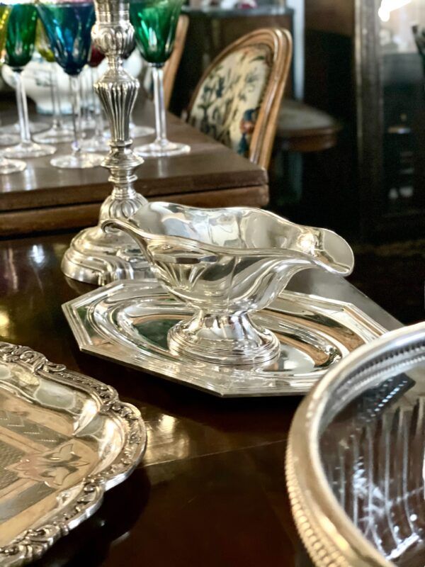 Saucière Art Déco en métal argenté, vers 1930