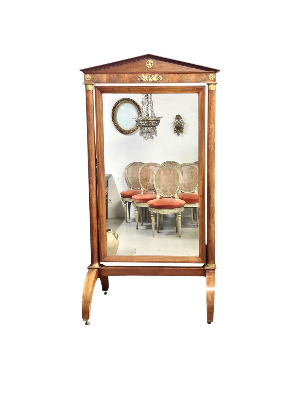Rare et imposant miroir psyché Premier Empire en noyer et bronze doré