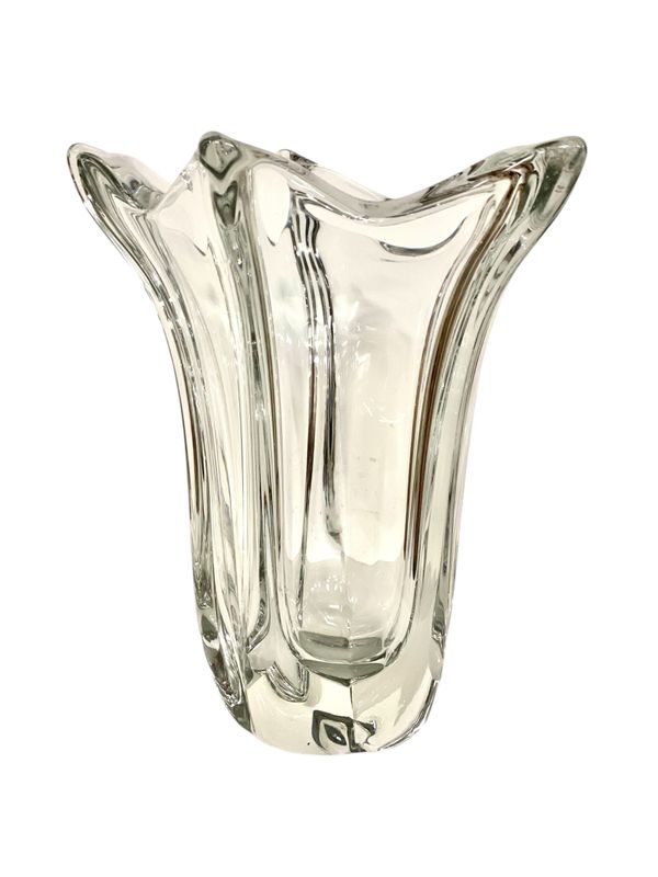 Vase en cristal lourd attribué à Daum Nancy