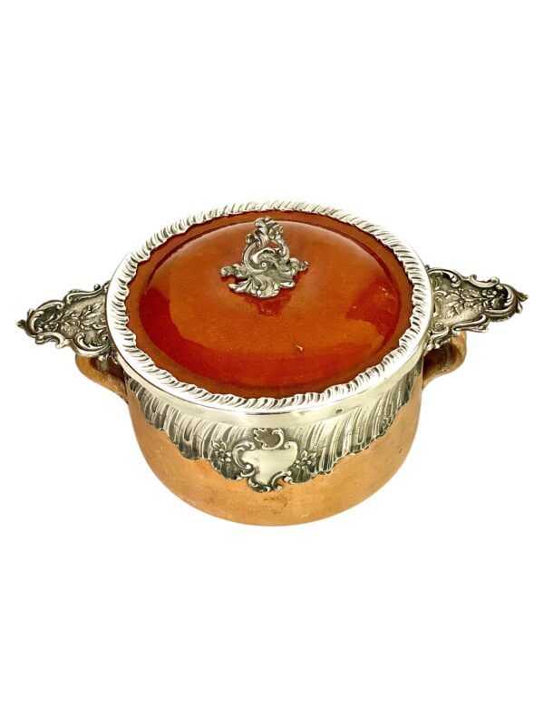 Plat rare en terre cuite et argent du XIXe siècle avec poinçon Vieillard