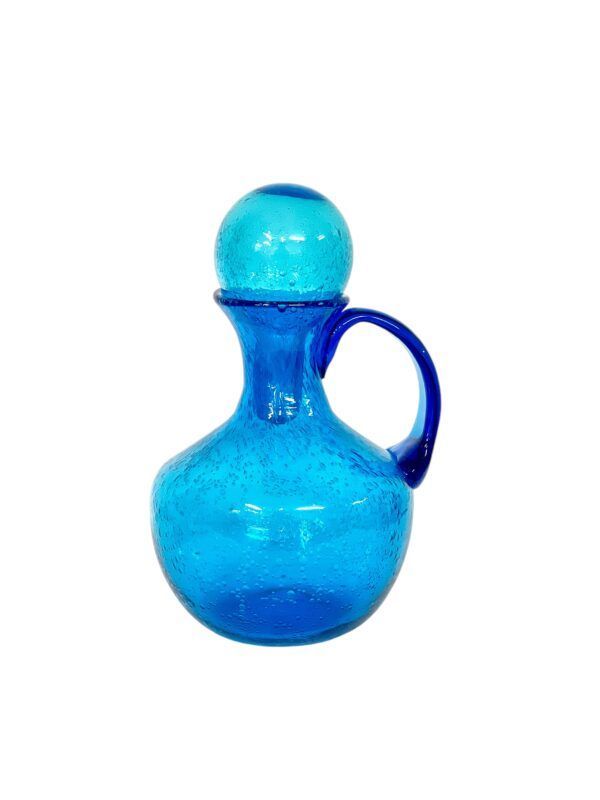 Grande carafe en verre bullé bleu style Biot du XXe siècle avec bouchon