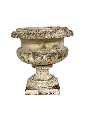 Urns