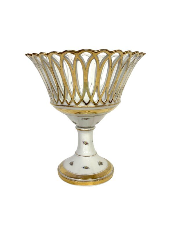 Centre de table en porcelaine de Paris blanche et or, XIXe siècle