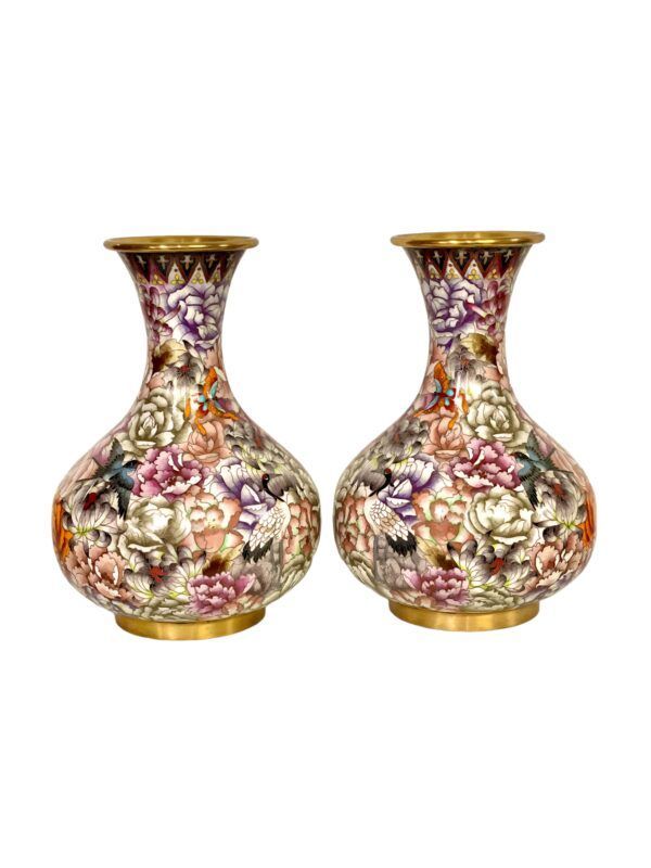 Paire de Grands Vases Cloisonnés