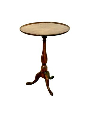 Guéridon ou table d'appoint en noyer du XIXe siècle avec base tripode