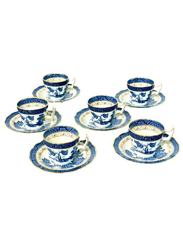 Set de 6 tasses et soucoupes Booth's à motif « Real Old Willow » avec accents dorés