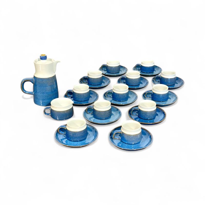 Denby England, service à café bleu et blanc, milieu du XXe siècle