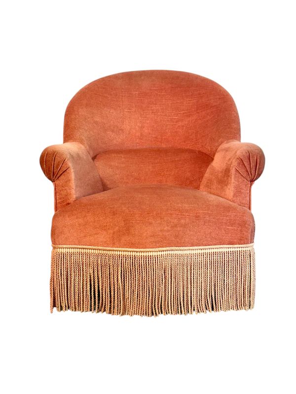 Fauteuil bergère en velours français du XIXe siècle avec bordure à franges
