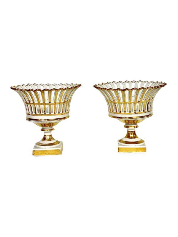 Paire de paniers Empire en Porcelaine ancienne de Paris