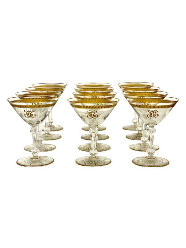 Douze coupes à champagne en cristal doré du XIXe siècle, de style Saint-Louis